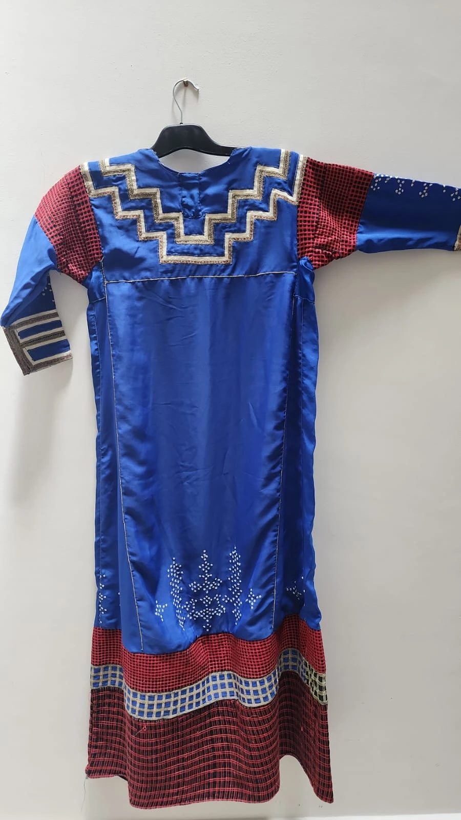 عباية نسمات الورد